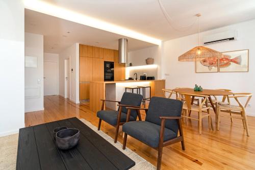 Riverside Luxury Apartment