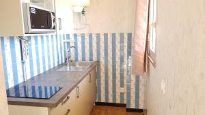 ROC 7 NARBONNE-PLAGE: Appartement studio cabine vue mer