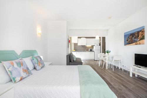 Rocha Beachside Studio by Encantos do Algarve - 326