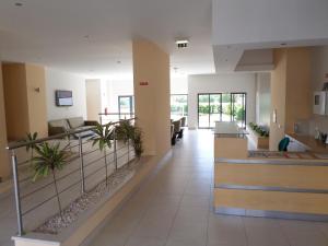 ROCHA TOWER - 8B