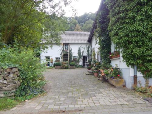 Romantic ground floor apartment for 2 people