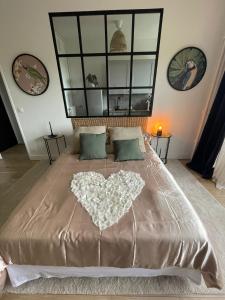 ROMANTIQUE ROOM