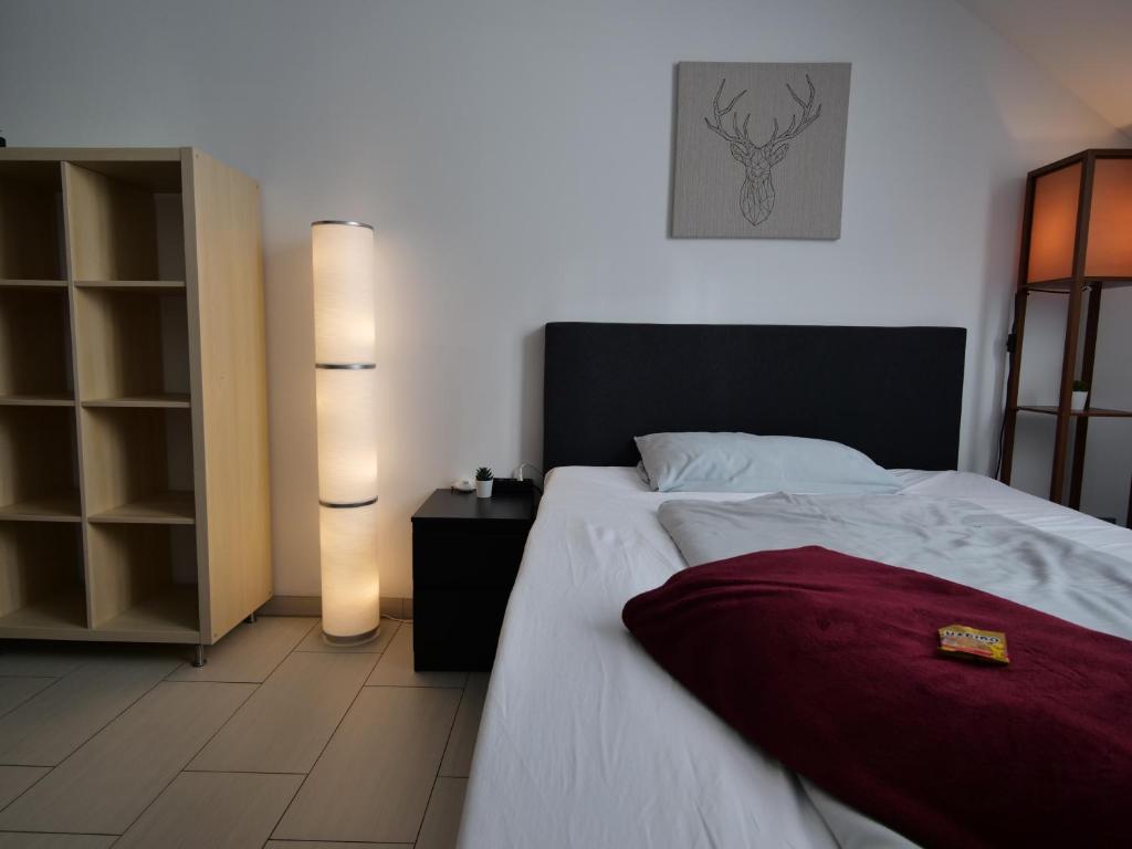 Appartement Rooftop Apartment by Rabe - Parkplatz & free Netflix & Balkon 37 Gottesauer Straße 76131 Karlsruhe