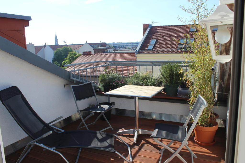 Rooftop Loft Berlin Mitte and Bikes Rheinsbergerstrasse, 10115 Berlin