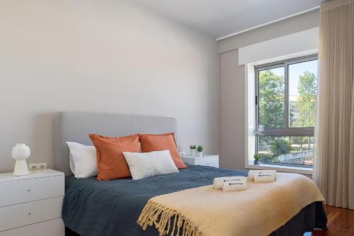 Roomy Stylish Flat with Balcony