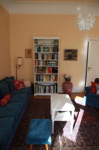 Rosie's Place: Furnished Apartment with Style