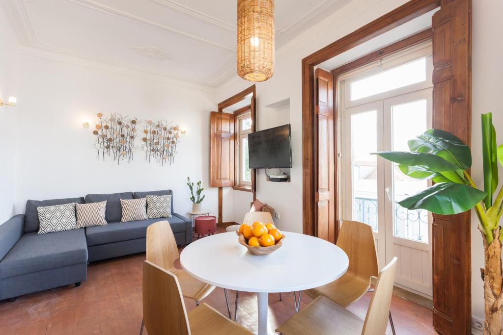 Appartement Rossio Vintage Two-Bedroom Apartment - by LU Holidays Largo dos Trigueiros 15, 2º Dto 1100-611 Lisbonne