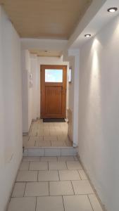 Roter Backstein Apartment 1