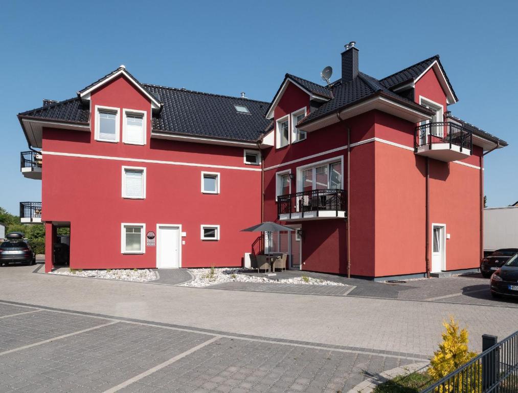 Rotes Haus \ Strandstraße 16, 18374 Zingst