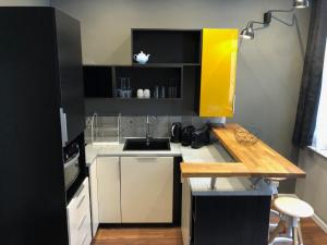 Rousseau Apartment