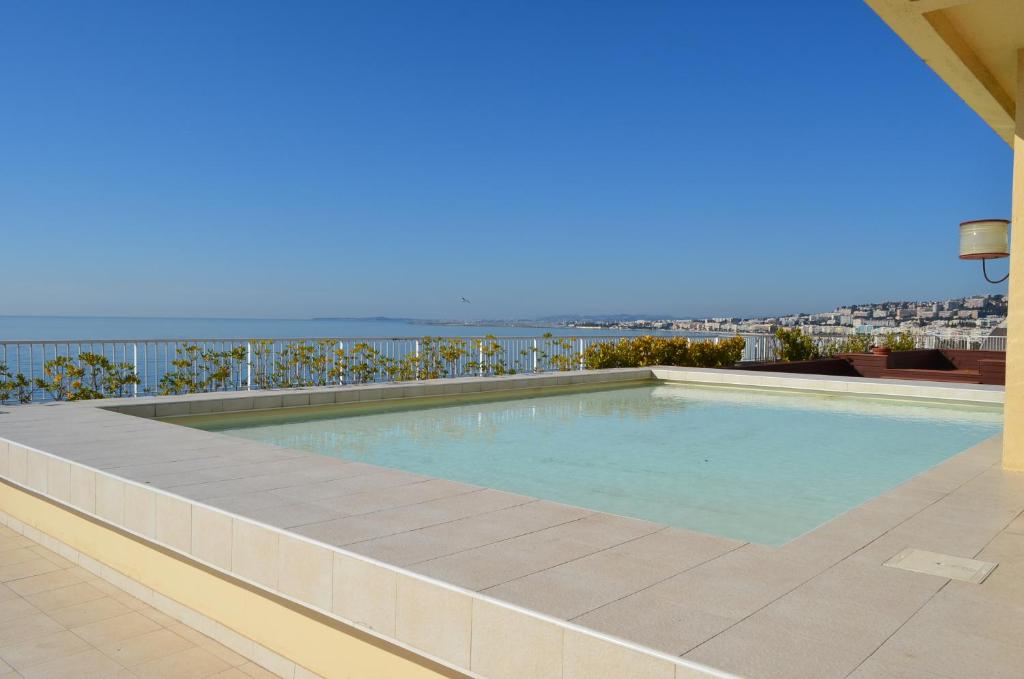 Appartement Royal Lux NICE -Last floor, see view 7 Promenade des Anglais 06000 Nice