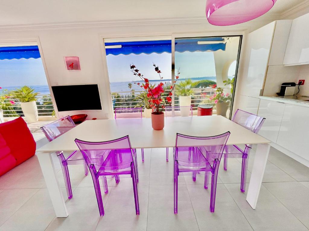 Appartement Royal Pink - Appartement design - Vue de rêve 110 Avenue Maréchal Juin 06400 Cannes