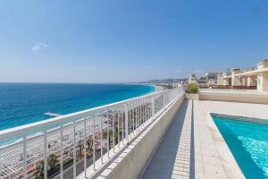 Appartement ROYAL PROMENADE Pool terrace with sea view 7 PROMENADE DES ANGLAIS 06000 Nice Provence-Alpes-Côte d\'Azur