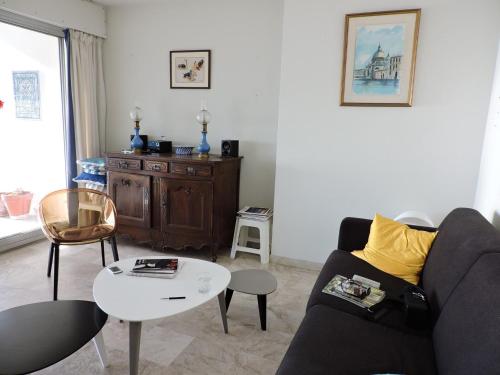 Appartement Appartement Royan, 3 pièces, 6 personnes - FR-1-494-9 45 Boulevard de la Côte d'argent  2ieme étage droite Royan