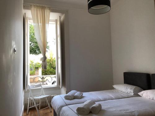 Rua Tenente Campos Rego, Ground Floor