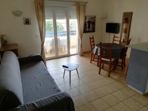 Rubis Malibu Village