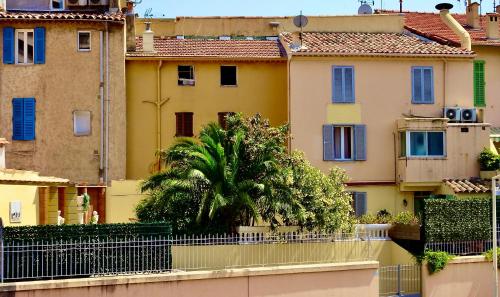 RUBY CANNES Old Town