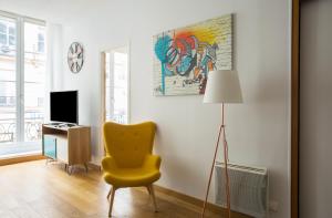 Rue du Temple - Le Marais