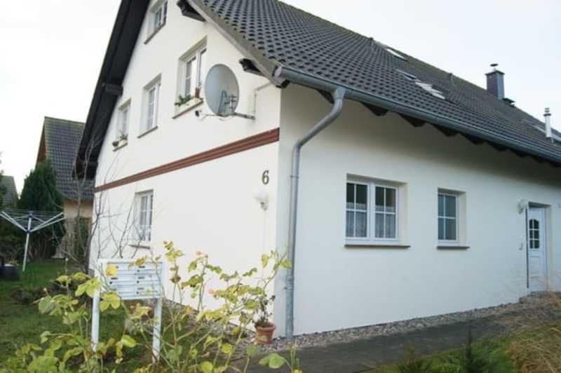Ruegen_Fewo 54 Melina Ferienwohnung in der Bäckertrift, 18586 Blieschow