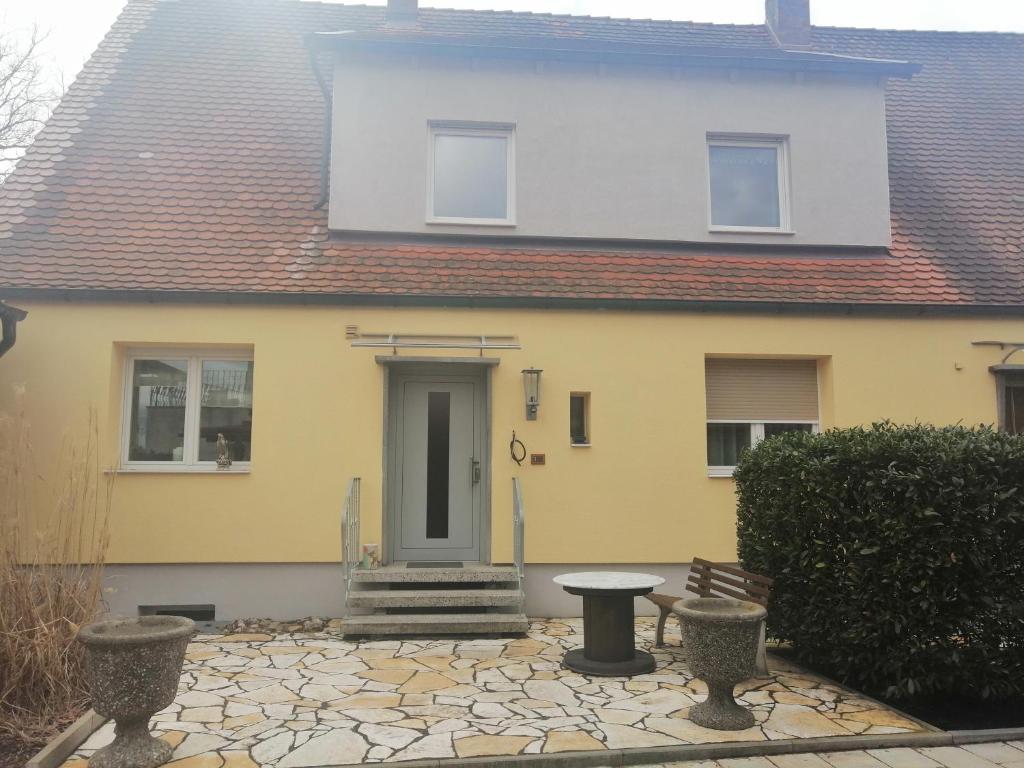 Ruhig und doch zentral - wie Daham 6 Fischbachstraße, 90552 Röthenbach an der Pegnitz