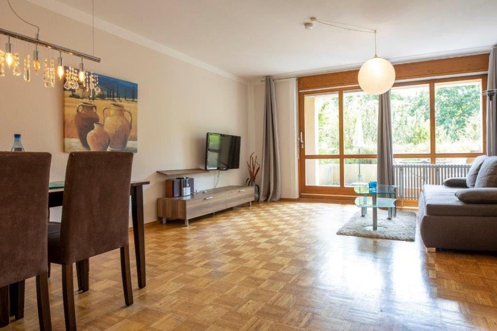 Appartement Ruhige 2-Zimmer Wohnung m.Terrasse,Nähe Uni-Klinik Engelfriedshalde 120 72076 Tübingen