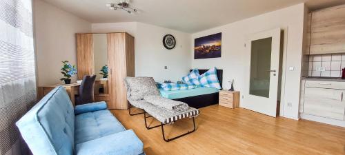 Ruhige Wohnung im . Private Parkplatz ,Balkon ,Netflix