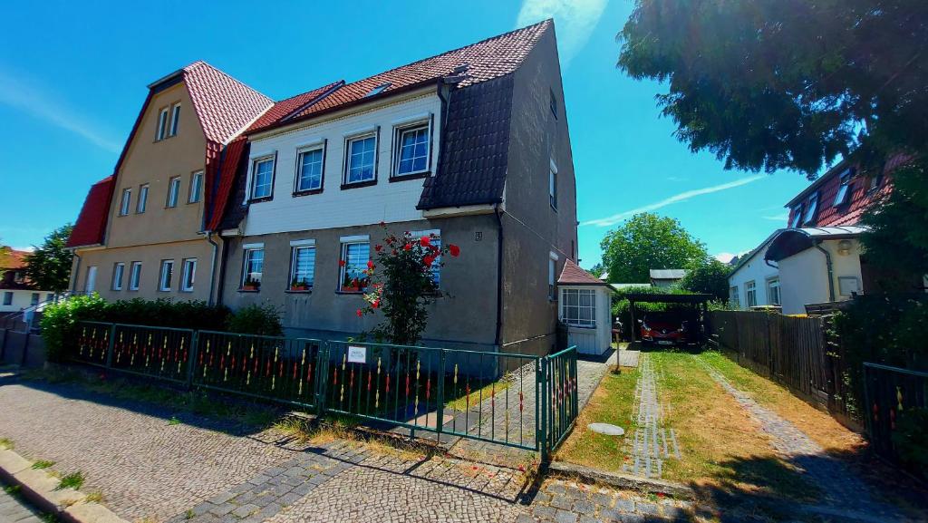 Appartement Rummy's Ferienwohnung mit Garten 5 Marklingeröder Straße 38855 Wernigerode