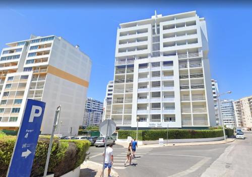 S. Soares Riviera Flat