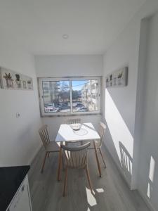 Appartement S. Soares T1 Corroios Avenida Luís de Camões N27 - CV ESQ 2855-123 Corroios -1