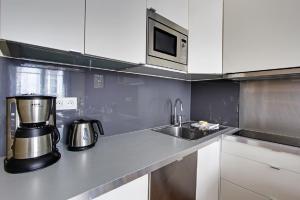 S03909 - Charming studio for 2 people, two steps away from the Marais