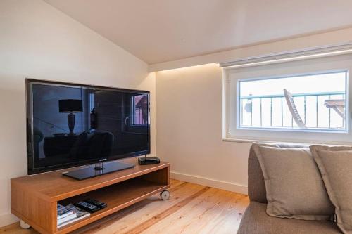 Sacramento Terrace Apartment