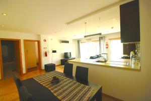 Sailor - Holiday apartment, 1 km to the beach with balcony and Pool