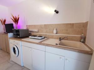 Saint Aygulf REZ DE JARDIN 300m de la plage