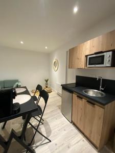 Appartement Saint Étienne, studio cosy 27 Rue Michelet 42000 Saint-Étienne Rhône-Alpes