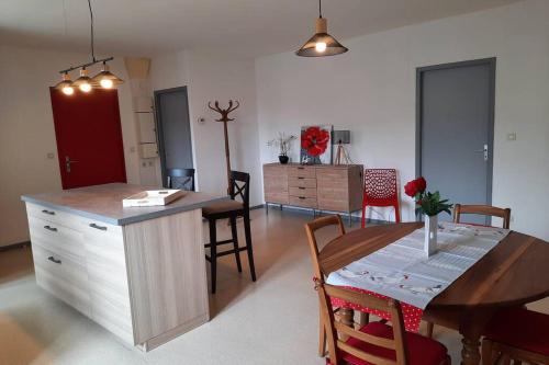 Saint Fortunat sur Eyrieux : Gite 4 à 6 personnes