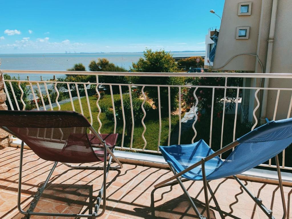 Saint Georges de Didonne - APPARTEMENT VUE MER et PORT - proche PLAGE 8 Allée des Fusains, 17110 Saint-Georges-de-Didonne