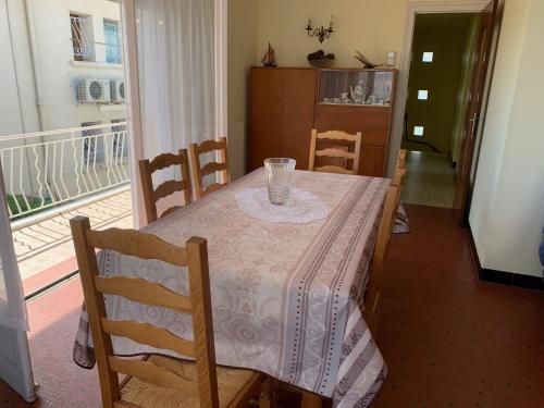 Saint Georges de Didonne - APPARTEMENT VUE MER et PORT - proche PLAGE