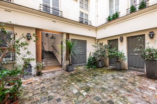 SAINT GERMAIN DES PRES - STUDIO PERFECT PLACE