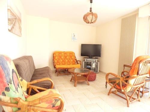 Appartement Appartement Saint-Gilles-Croix-de-Vie, 3 pièces, 6 personnes - FR-1-428-73 9 Avenue De La Cour St-Laud - RÃ©sidence St-Laud EntrÃ©e A - 1Er Ãtage - Saint-Gilles-Croix-de-Vie