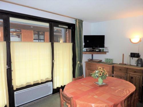 Appartement Saint-Jean-d'Aulps, 1 pièce, 5 personnes - FR-1-573-87 Saint-Jean-dʼAulps france