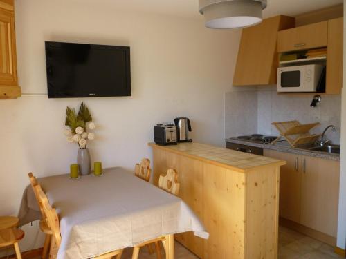 Appartement Saint-Jean-d'Aulps, 2 pièces, 6 personnes - FR-1-573-81 Saint-Jean-dʼAulps france