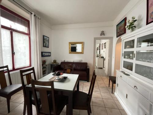 Saint-Jean-de-Luz-location 2 minutes a pieds de la plage