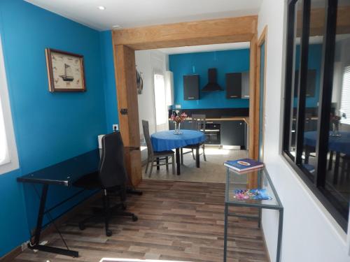 SAINT MALO bel appartement plain pied 300 m gare pres plage télétravail idéal