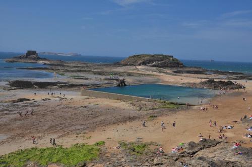 Saint Malo Solidor vue mer BRECEL 1