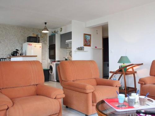 Appartement Appartement Saint-Martin-de-Ré, 2 pièces, 3 personnes - FR-1-246C-10 33 COURS PASTEUR Etage 1 - Apt 2 -Porte de droite Saint-Martin-de-Ré