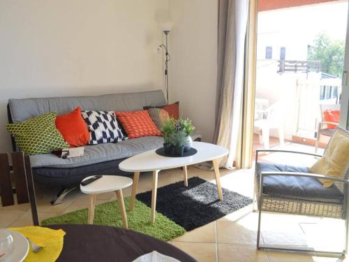 Appartement Appartement Saint-Raphaël, 2 pièces, 4 personnes - FR-1-226A-84 APPARTEMENT N° 49 3IEME ETAGE 204 BOULEVARD SAINT SEBASTIEN Saint-Raphaël