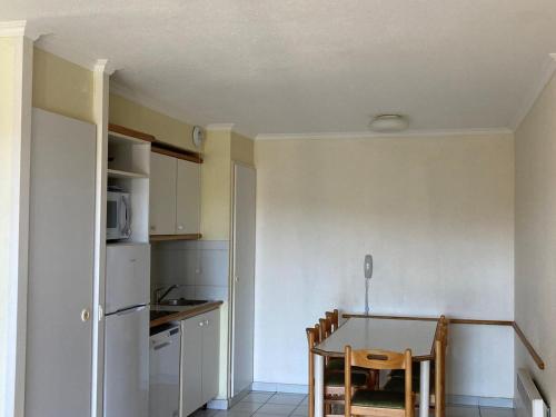 Appartement Appartement Saint-Raphaël, 3 pièces, 6 personnes - FR-1-504-614 Domaine de Cap Esterel 2975-3001 Boulevard de la 36ème division du Texas Lieu-dit AGAY Saint-Raphaël