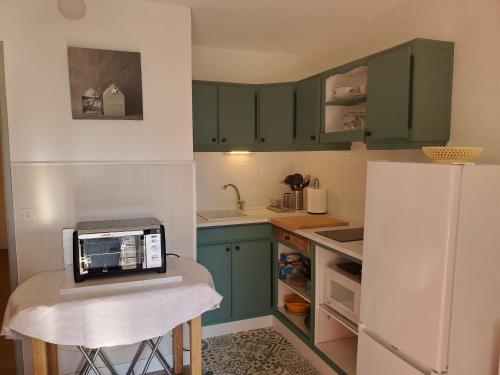 Saint-Raphael, La Peguiere, 2 petites chambres,