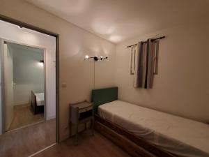Saint-Raphael, La Peguiere, 2 petites chambres,