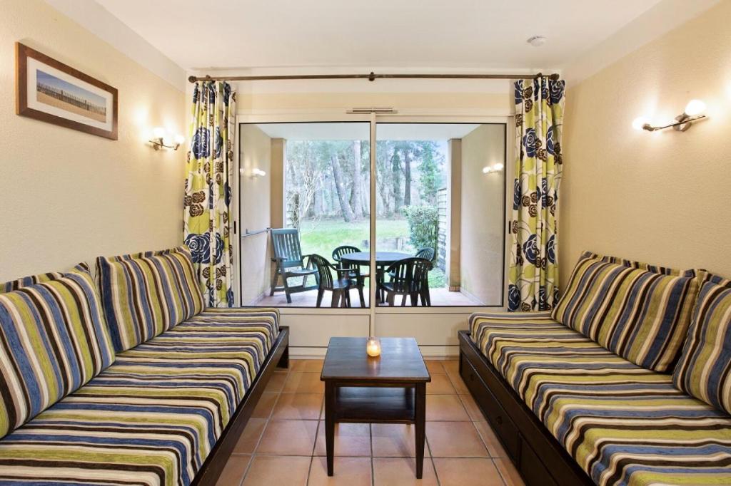 Saleve - close to Geneva 64m2-wifi-parking-2 bedrooms 74100 Annemasse